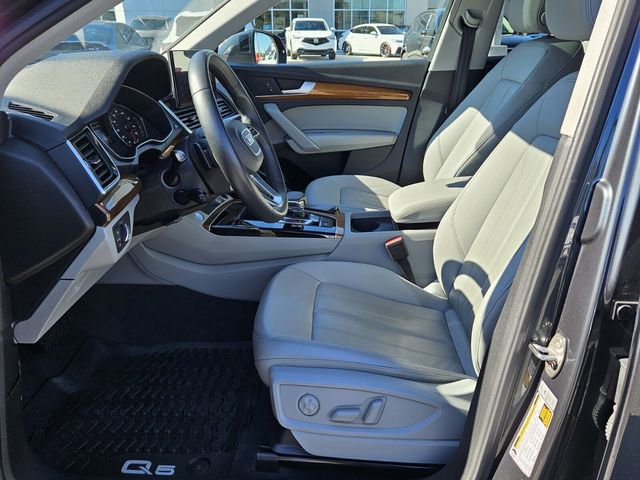 Used 2024 Audi Q5 2.0T Premium image 3