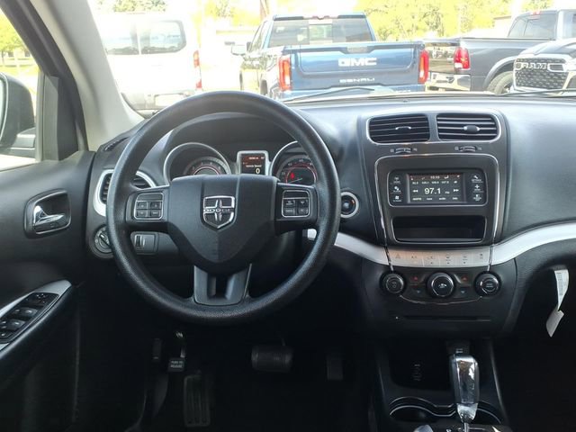 Used 2019 Dodge Journey SE w/ Blacktop Package FWD image 11