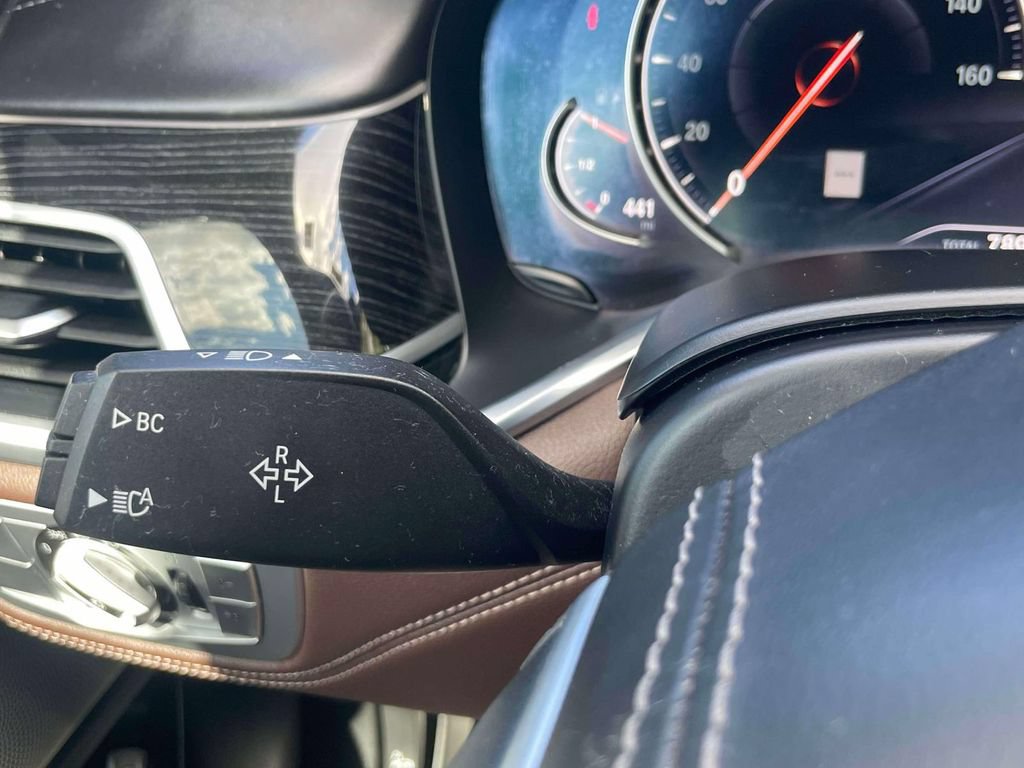 Used 2019 BMW 750i xDrive w/ Autobahn Package AWD/4WD image 24