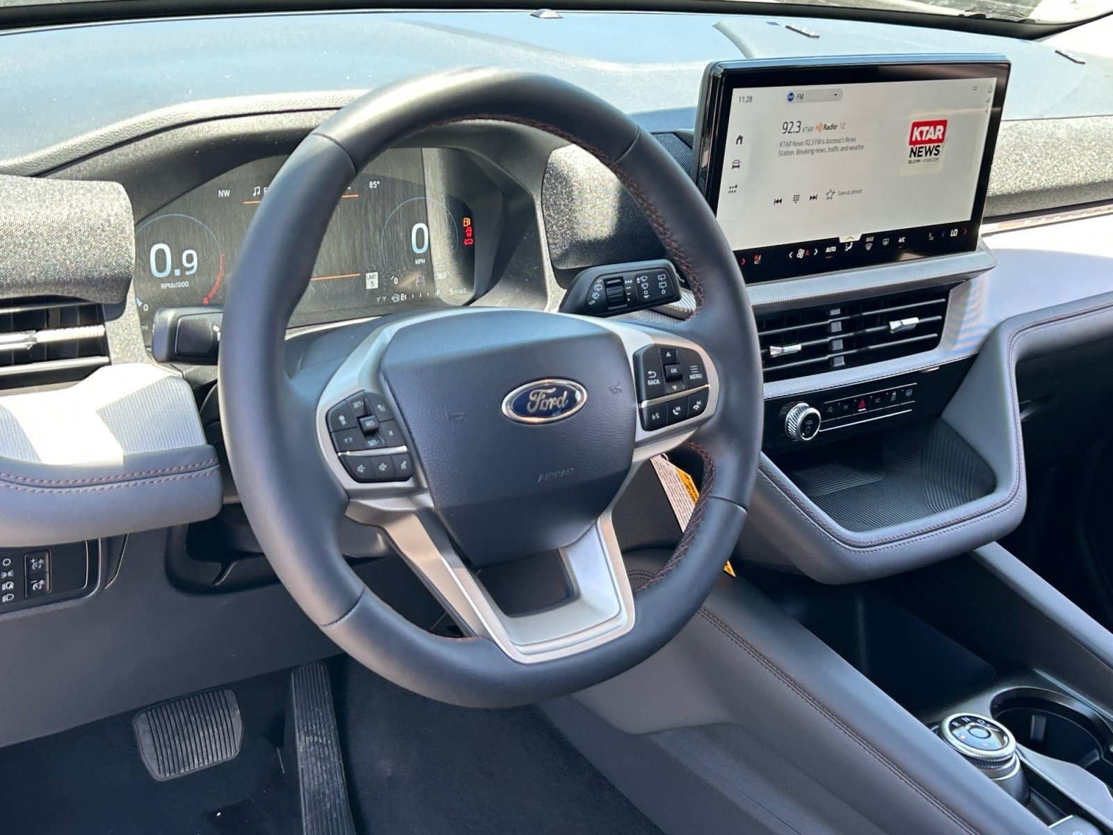 New 2026 Ford Explorer Active w/ Active Comfort Package AWD/4WD image 9