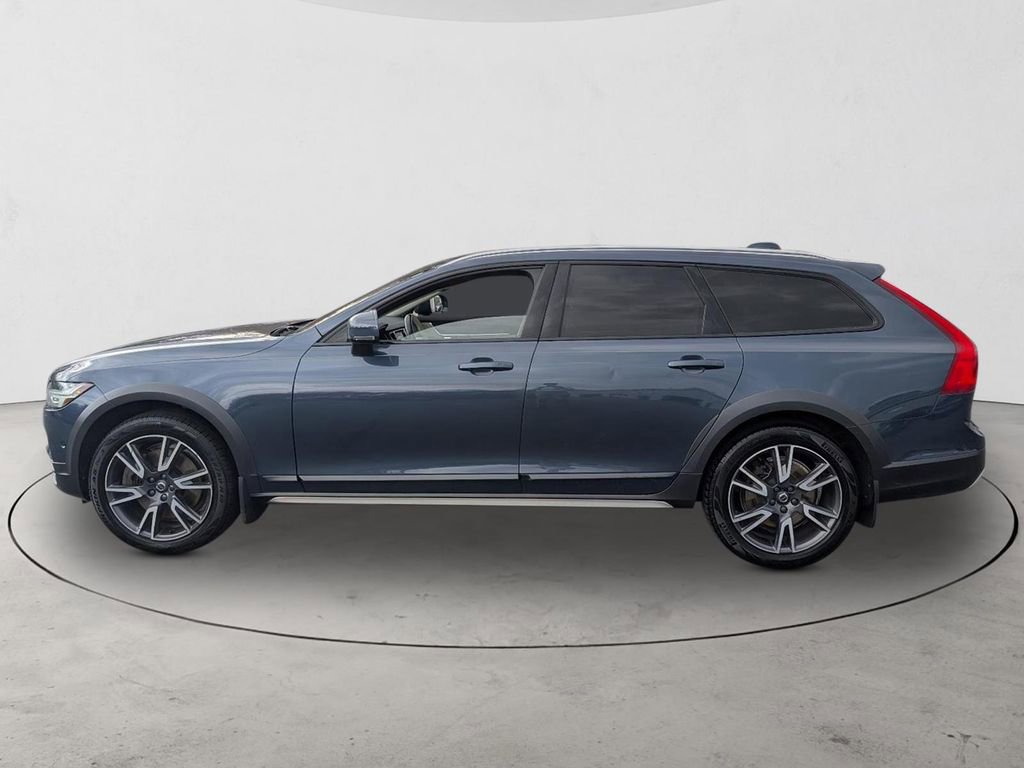 Used 2018 Volvo V90 T6 Cross Country w/ Convenience Package AWD/4WD image 8