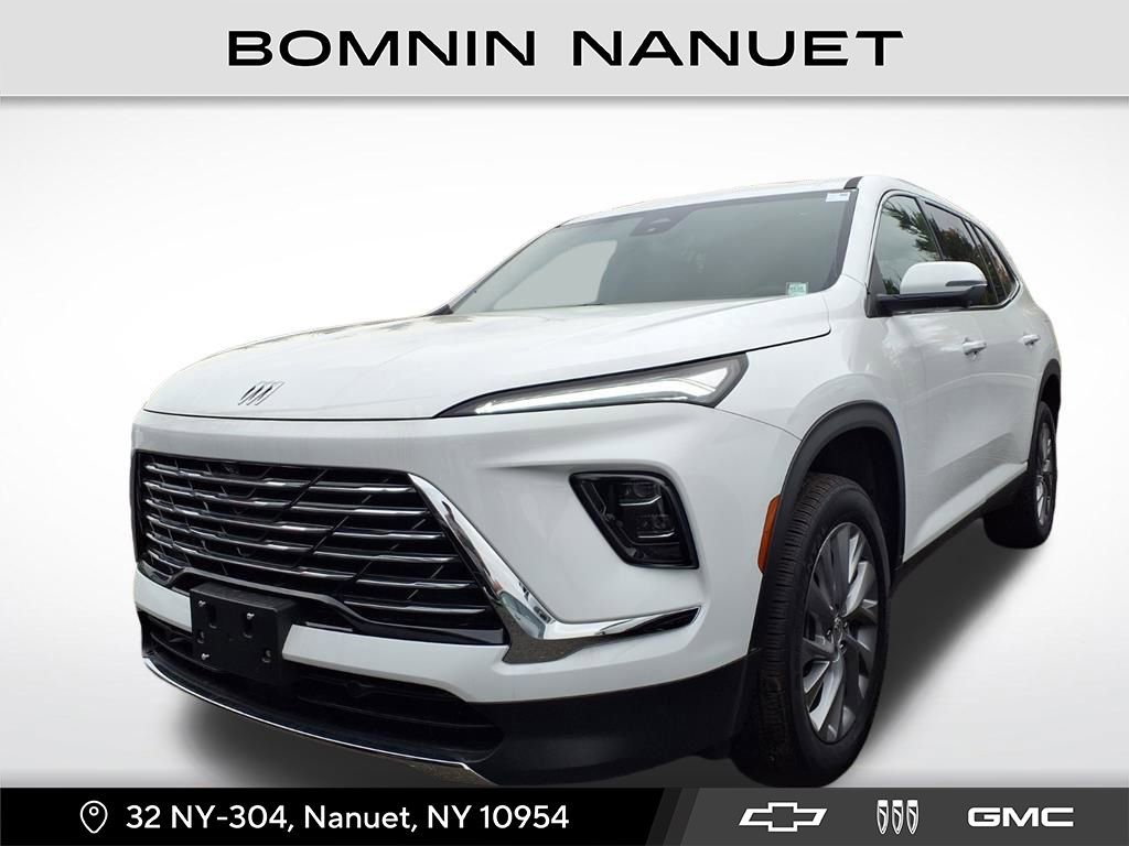 Used 2025 Buick Enclave Preferred w/ Power Package image 1