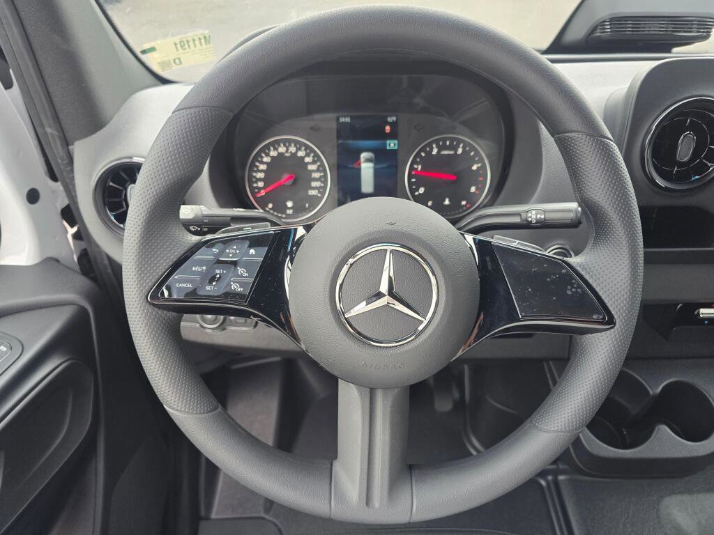 New 2026 Mercedes-Benz Sprinter 2500 image 28