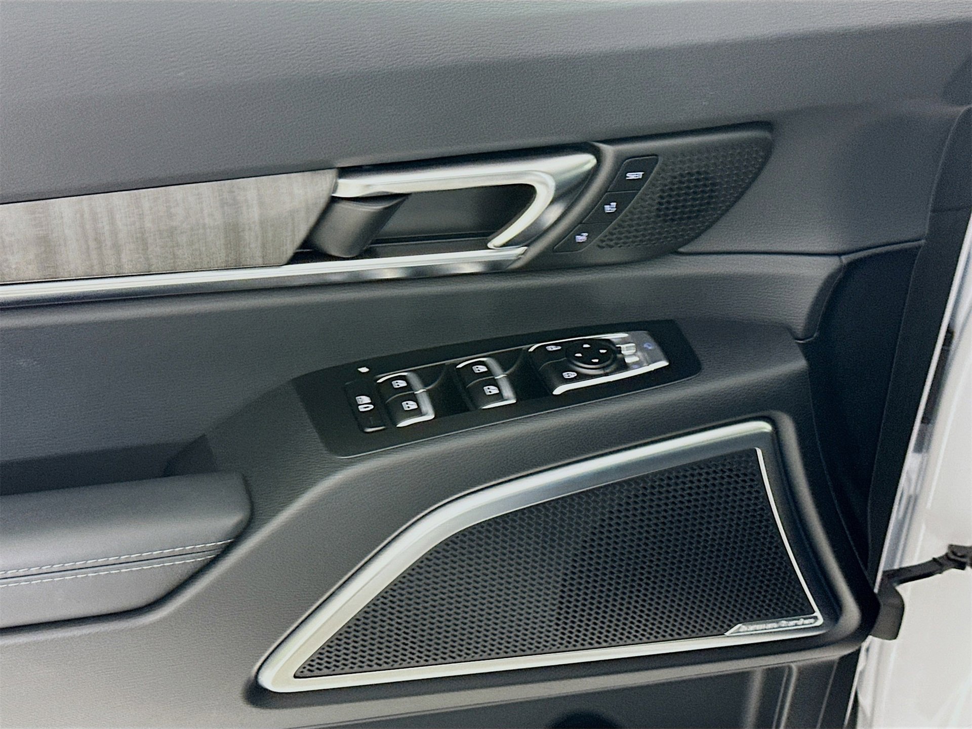 Used 2024 Kia Telluride SX Prestige image 19