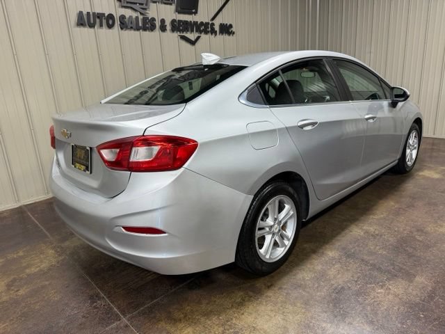 Used 2018 Chevrolet Cruze LT w/ LT Fleet Convenience Package FWD image 8