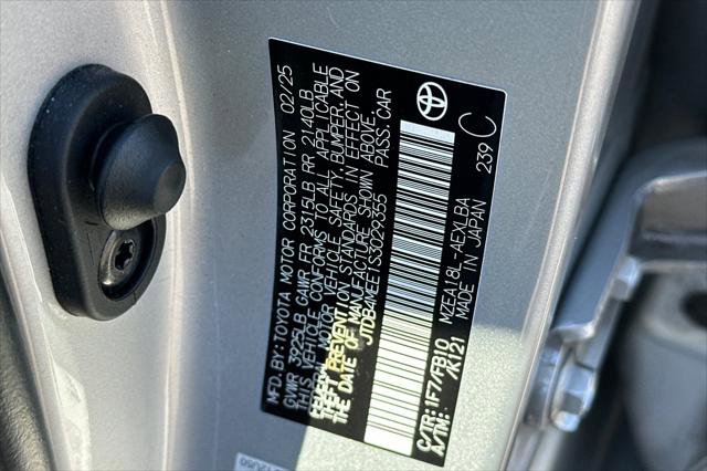 Certified 2025 Toyota Corolla LE image 32