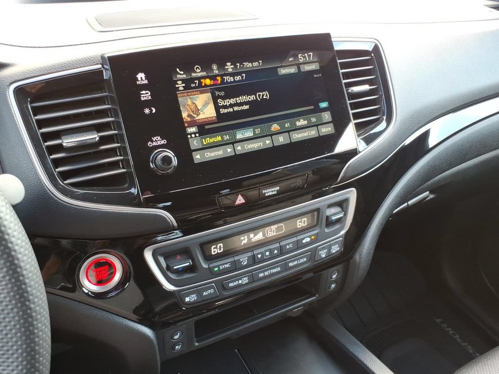Used 2024 Honda Passport Black Edition image 15