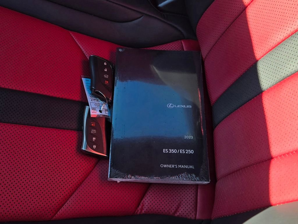 Used 2023 Lexus ES 350 F Sport w/ Accessory Package (Z2) FWD image 12