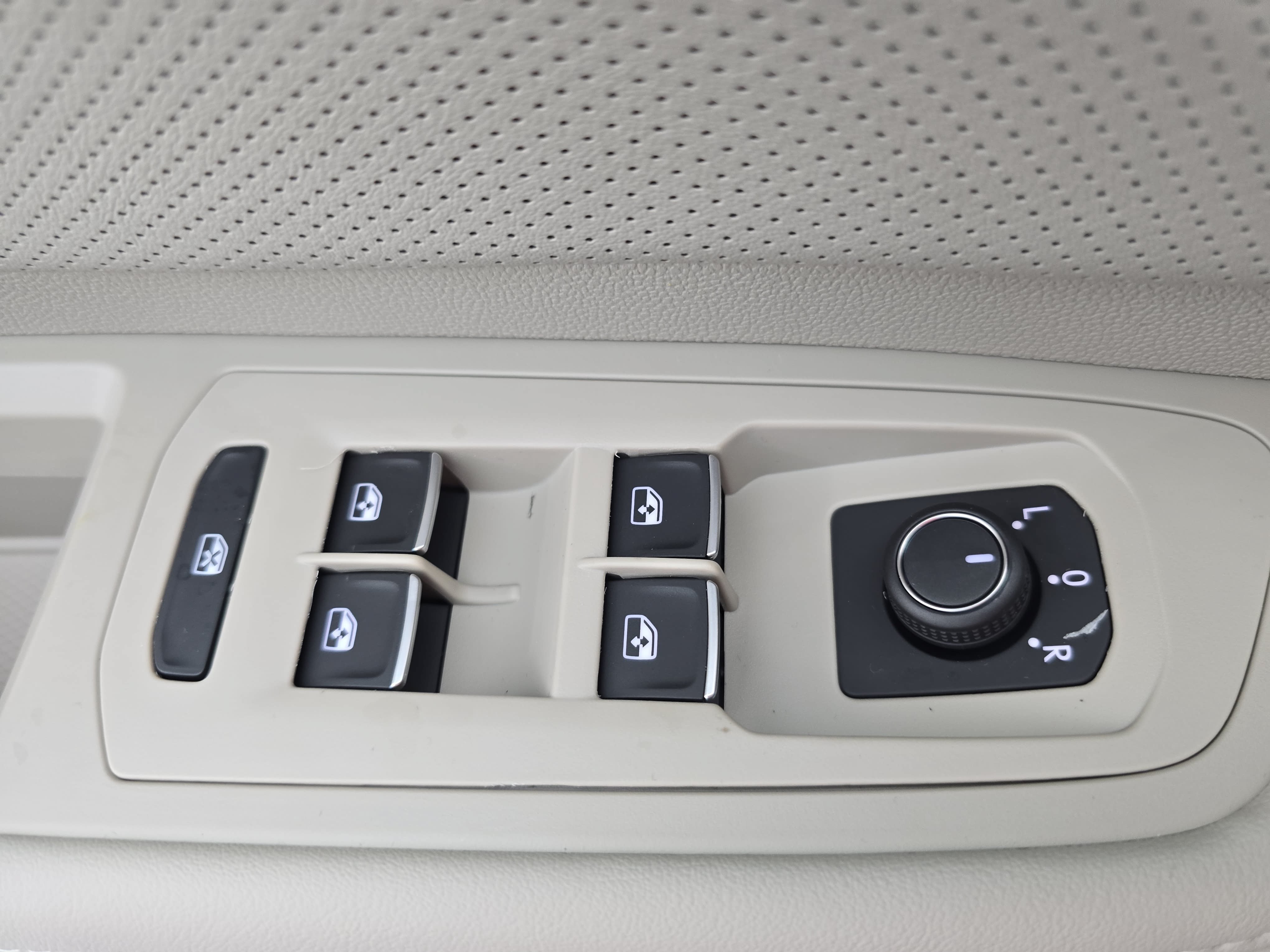 New 2026 Volkswagen Atlas SE AWD/4WD image 29