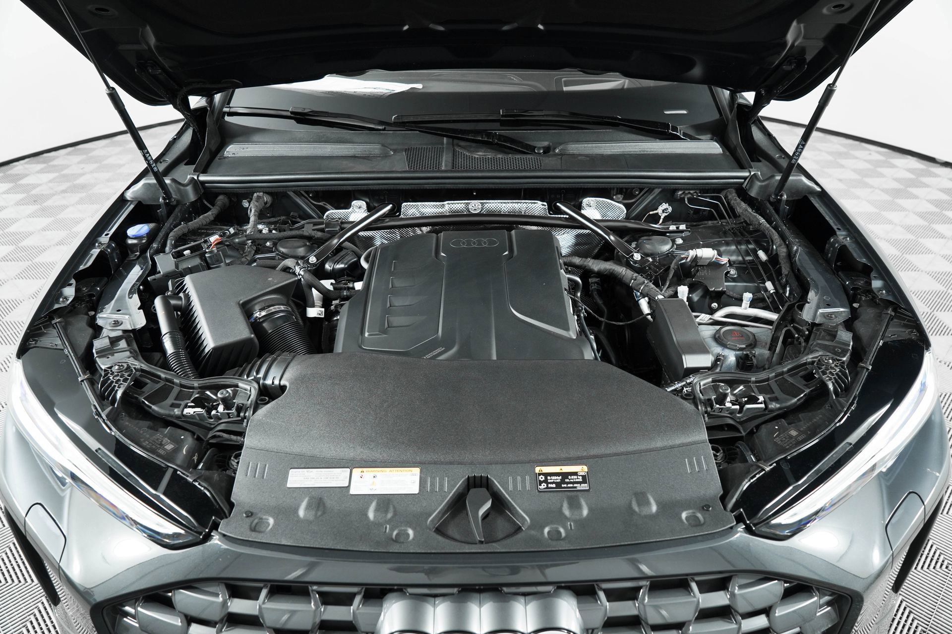 New 2025 Audi Q5 Premium Plus image 28