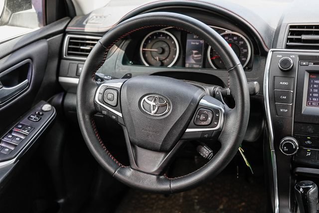 Used 2017 Toyota Camry SE FWD image 14