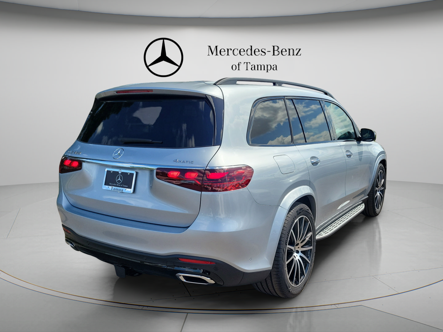 New 2026 Mercedes-Benz GLS 450 4MATIC image 3
