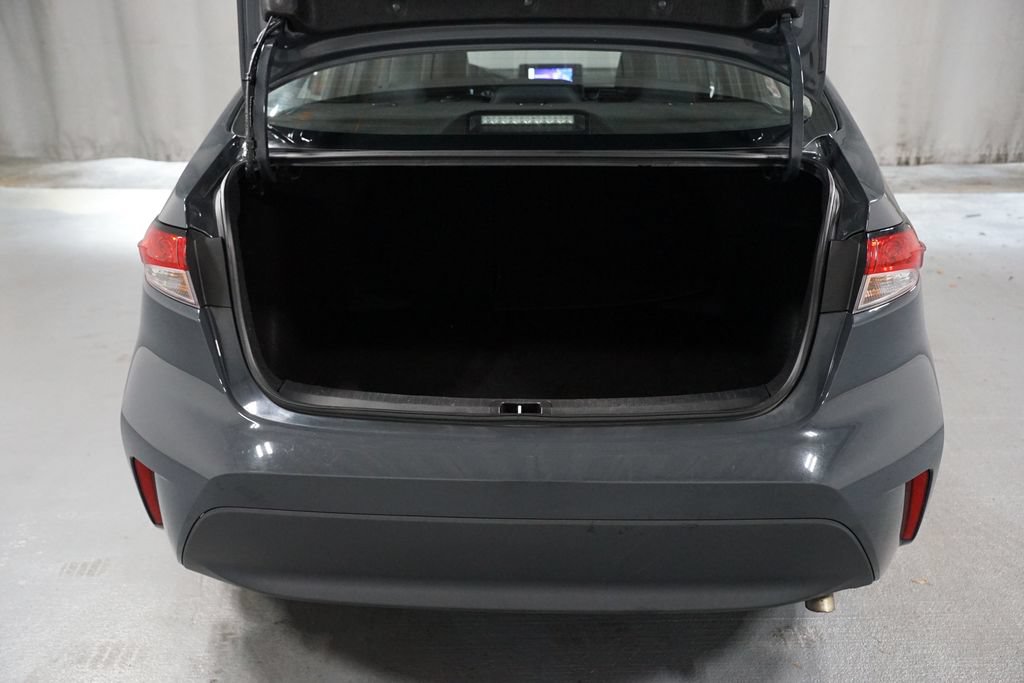 Certified 2025 Toyota Corolla LE FWD image 31