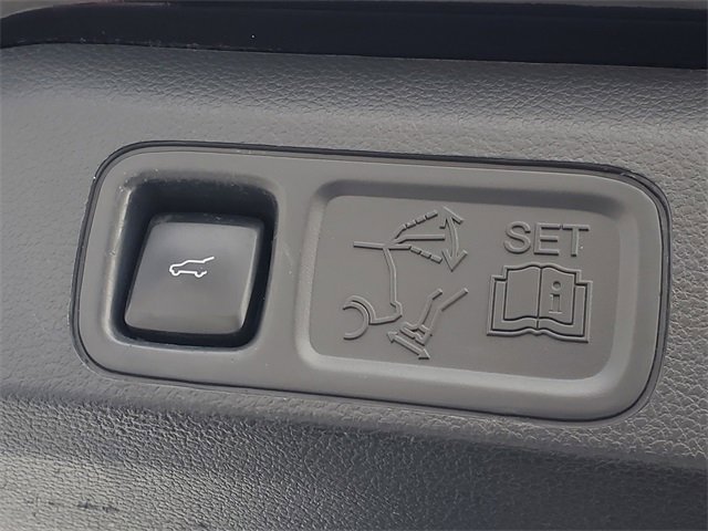 Used 2022 Ford Expedition Max Limited image 38