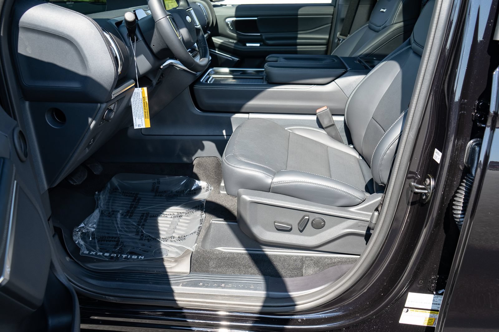 New 2027 Ford Expedition Max Platinum w/ Stealth Performance Package AWD/4WD image 32