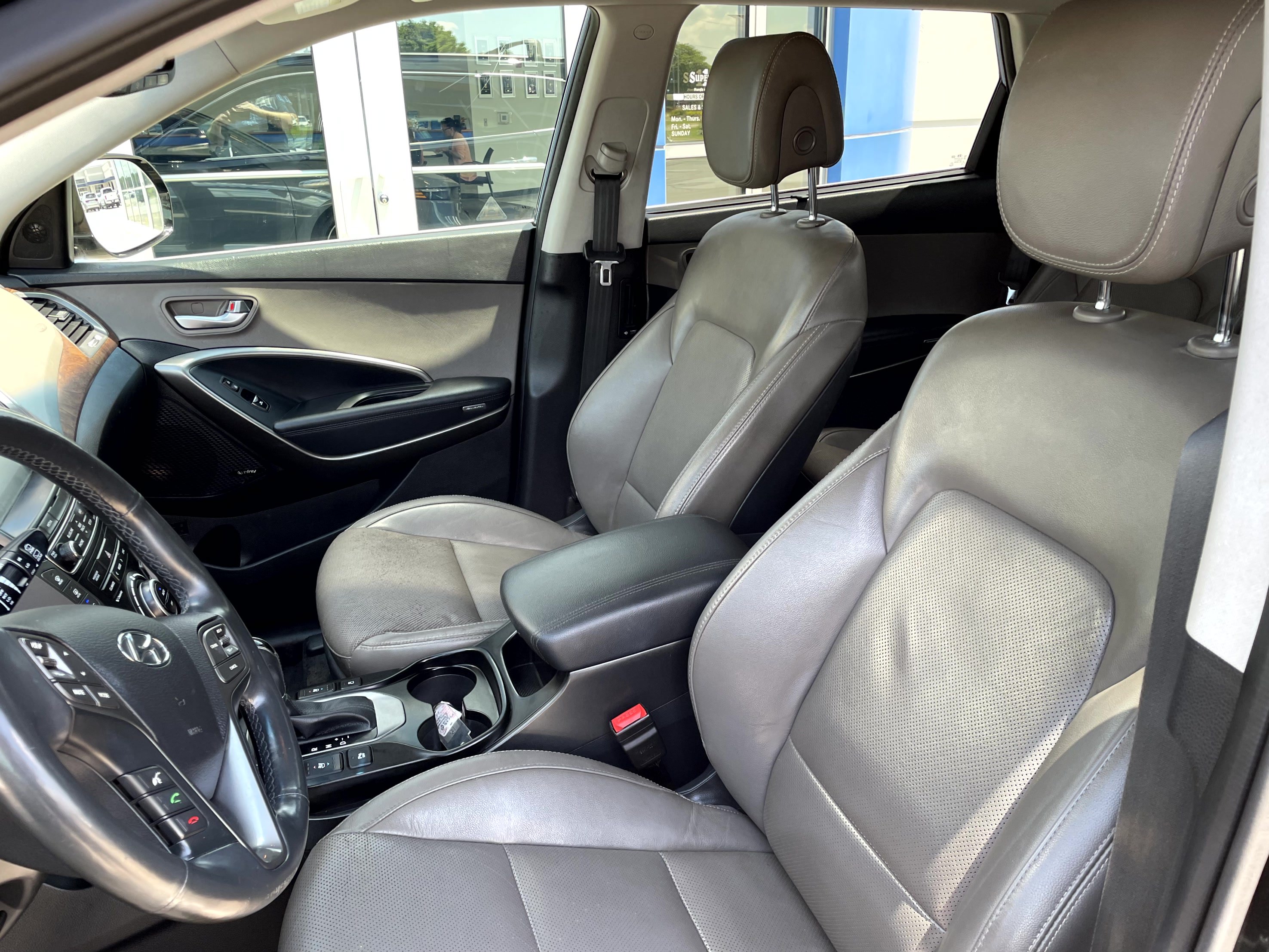 Used 2018 Hyundai Santa Fe Limited AWD/4WD image 11
