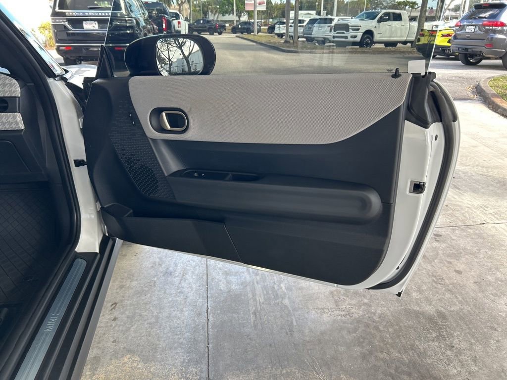 Used 2025 MINI Cooper S image 27