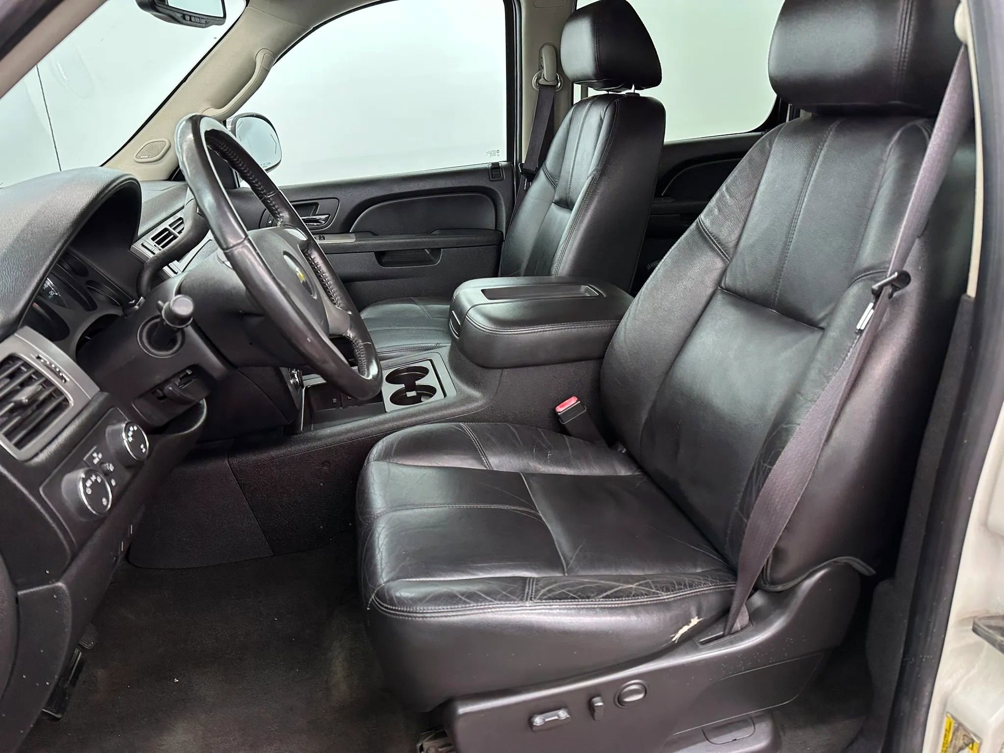 Used 2012 Chevrolet Silverado 1500 LTZ AWD/4WD image 15