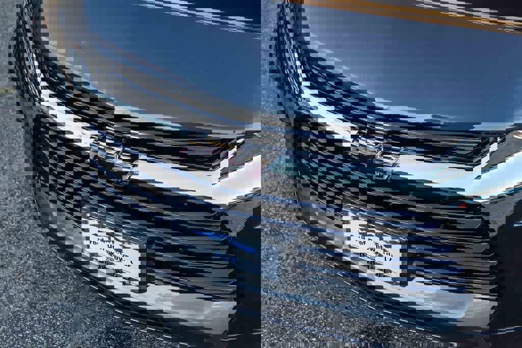 Used 2022 Chevrolet Blazer Premier w/ LPO, Sport Package image 8