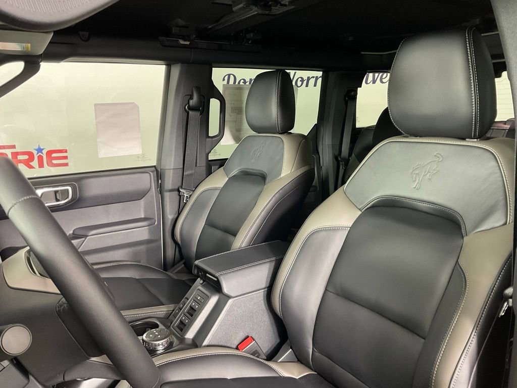 New 2026 Ford Bronco Outer Banks AWD/4WD image 14
