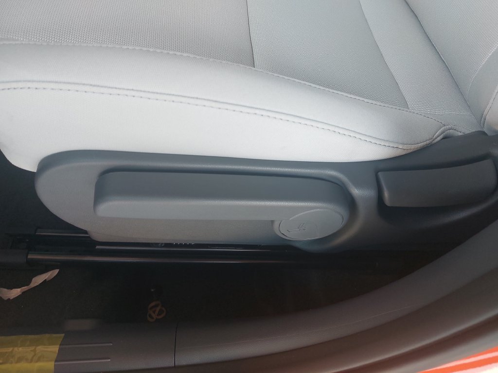 New 2027 Hyundai Kona SEL Sport AWD/4WD image 28