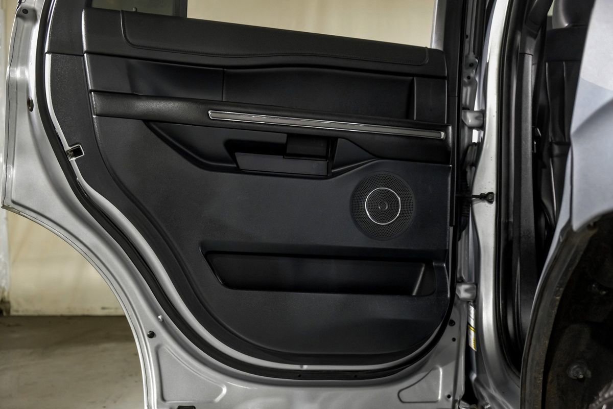 Used 2020 Ford Expedition XLT w/ Equipment Group 202A image 36