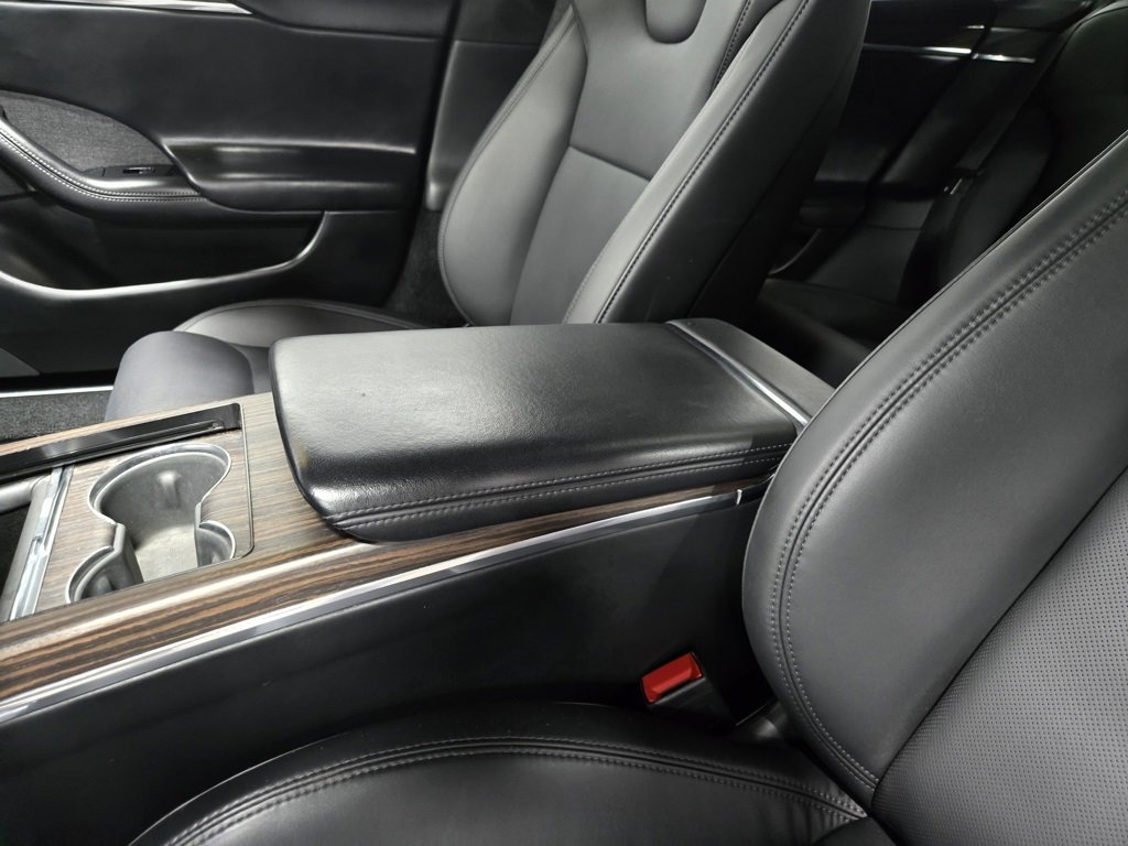 Used 2022 Tesla Model S image 26