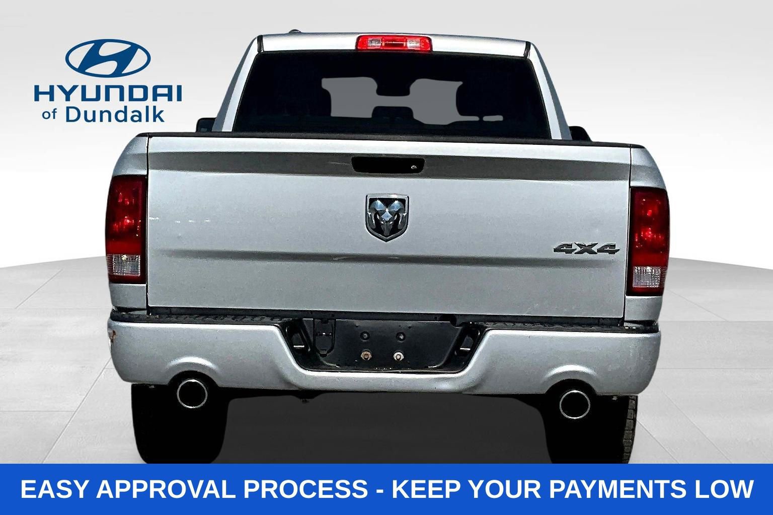 Used 2017 RAM 1500 Express AWD/4WD image 7
