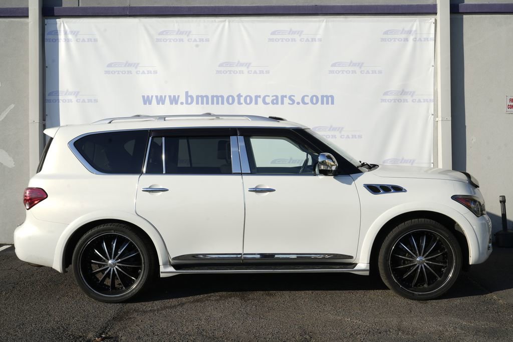 Used 2012 INFINITI QX56 4WD w/ Deluxe Touring Pkg image 7
