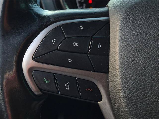Used 2020 Jeep Grand Cherokee Overland AWD/4WD image 14