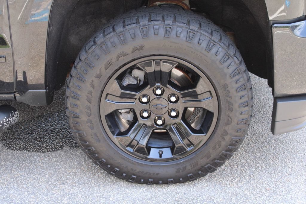 Used 2019 Chevrolet Silverado 1500 LT w/ All Star Edition AWD/4WD image 31