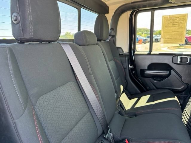 Certified 2021 Jeep Gladiator Rubicon w/ Cold Weather Group AWD/4WD image 25