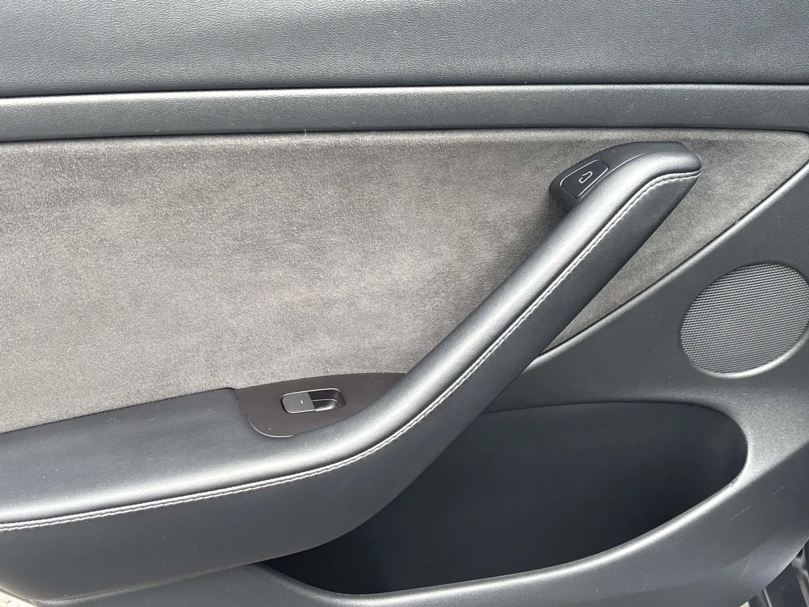 Used 2023 Tesla Model 3 Standard Range RWD image 8