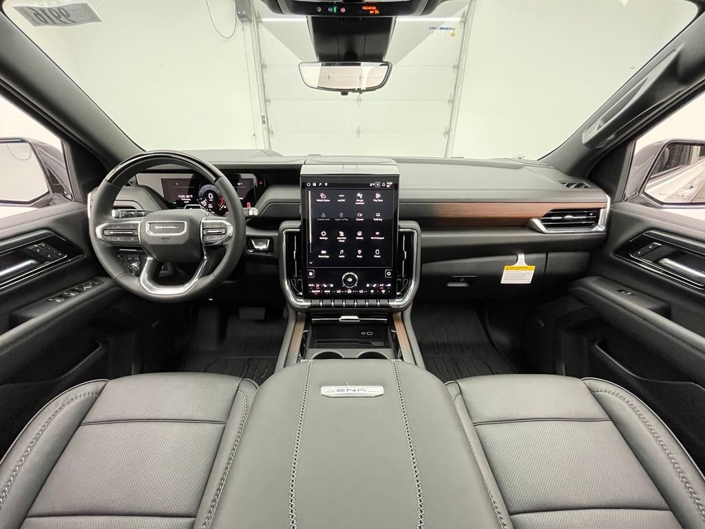 New 2026 GMC Yukon XL Denali w/ Denali Reserve Package AWD/4WD image 3