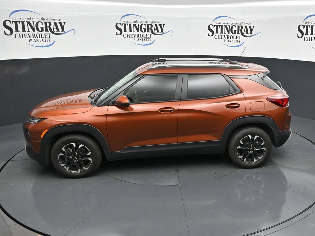 Used 2021 Chevrolet TrailBlazer LT w/ Sun and Liftgate Package FWD image 21