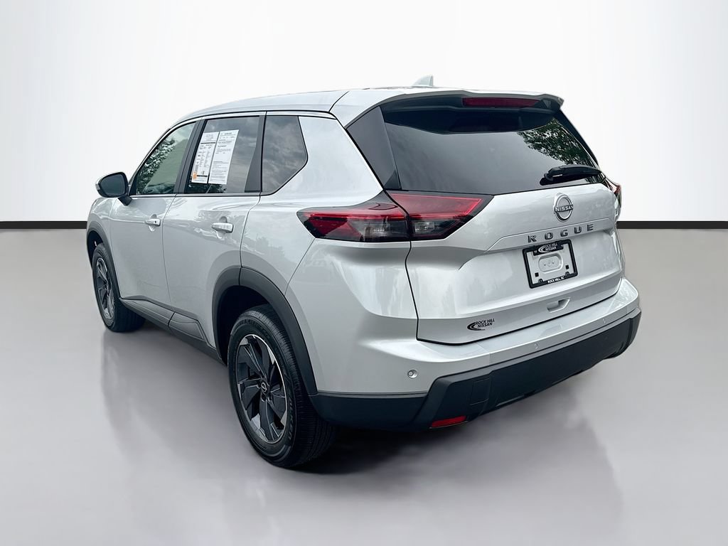 Certified 2025 Nissan Rogue SV FWD image 6