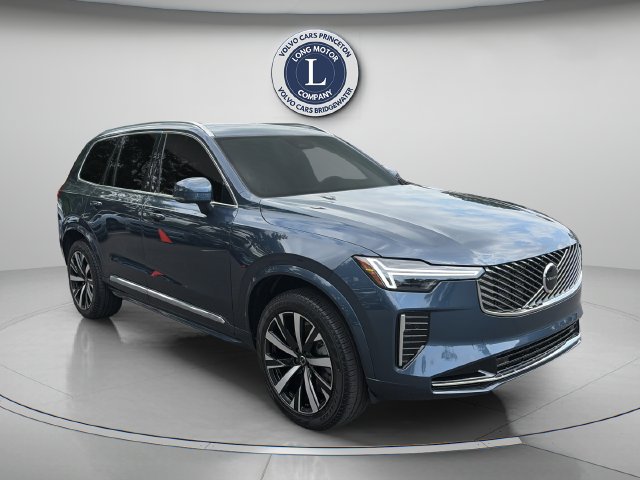 Used 2025 Volvo XC90 B5 Core AWD/4WD image 11