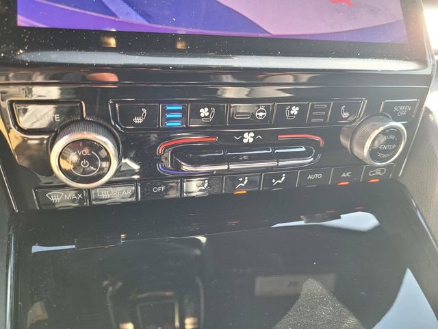 Used 2023 Jeep Grand Cherokee Overland w/ Luxury Tech Group IV AWD/4WD image 21