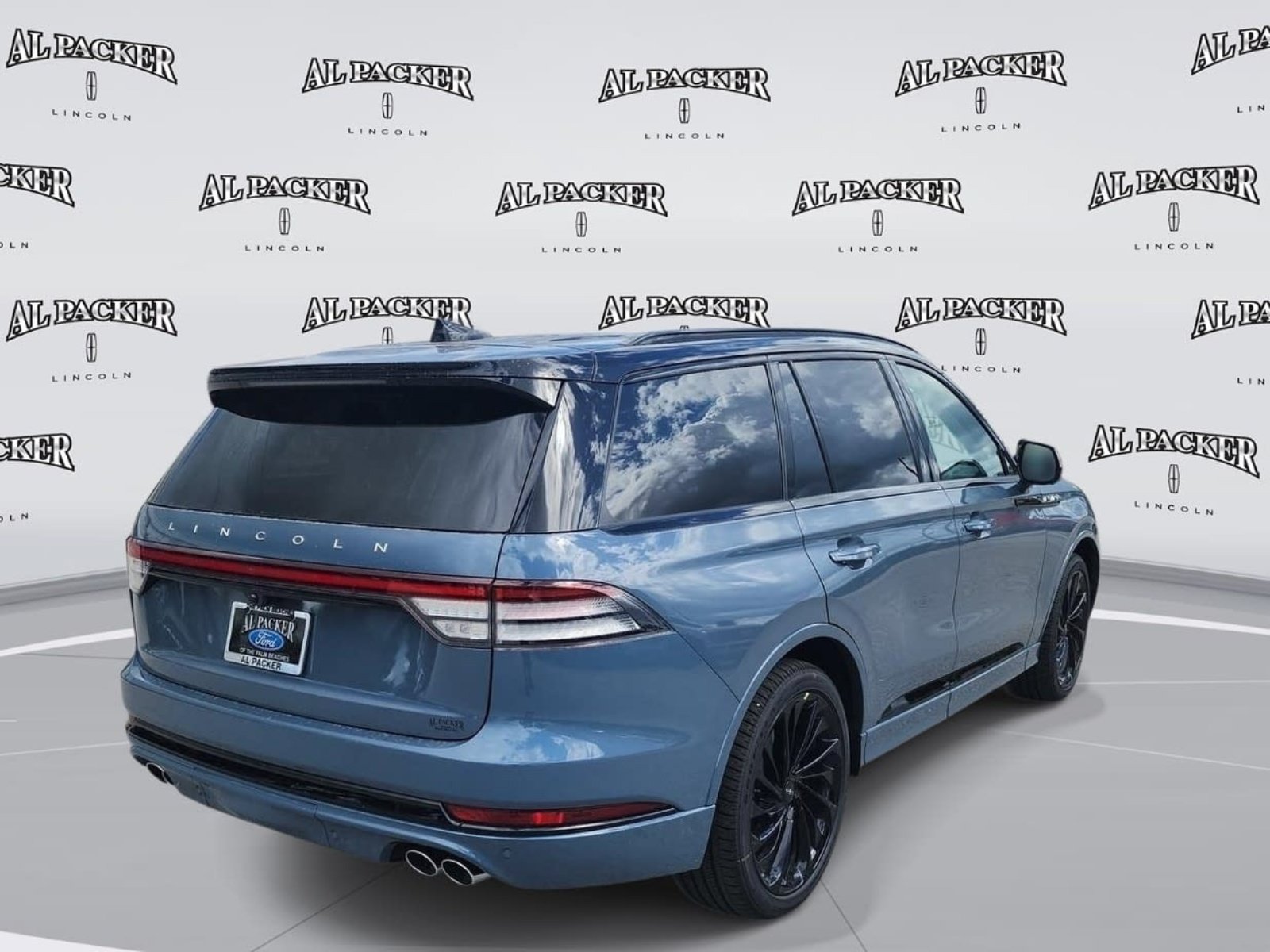 New 2027 Lincoln Aviator Reserve AWD/4WD image 5