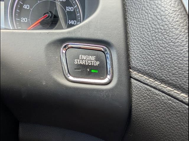 Used 2023 GMC Acadia SLE w/ Driver Convenience Package image 7