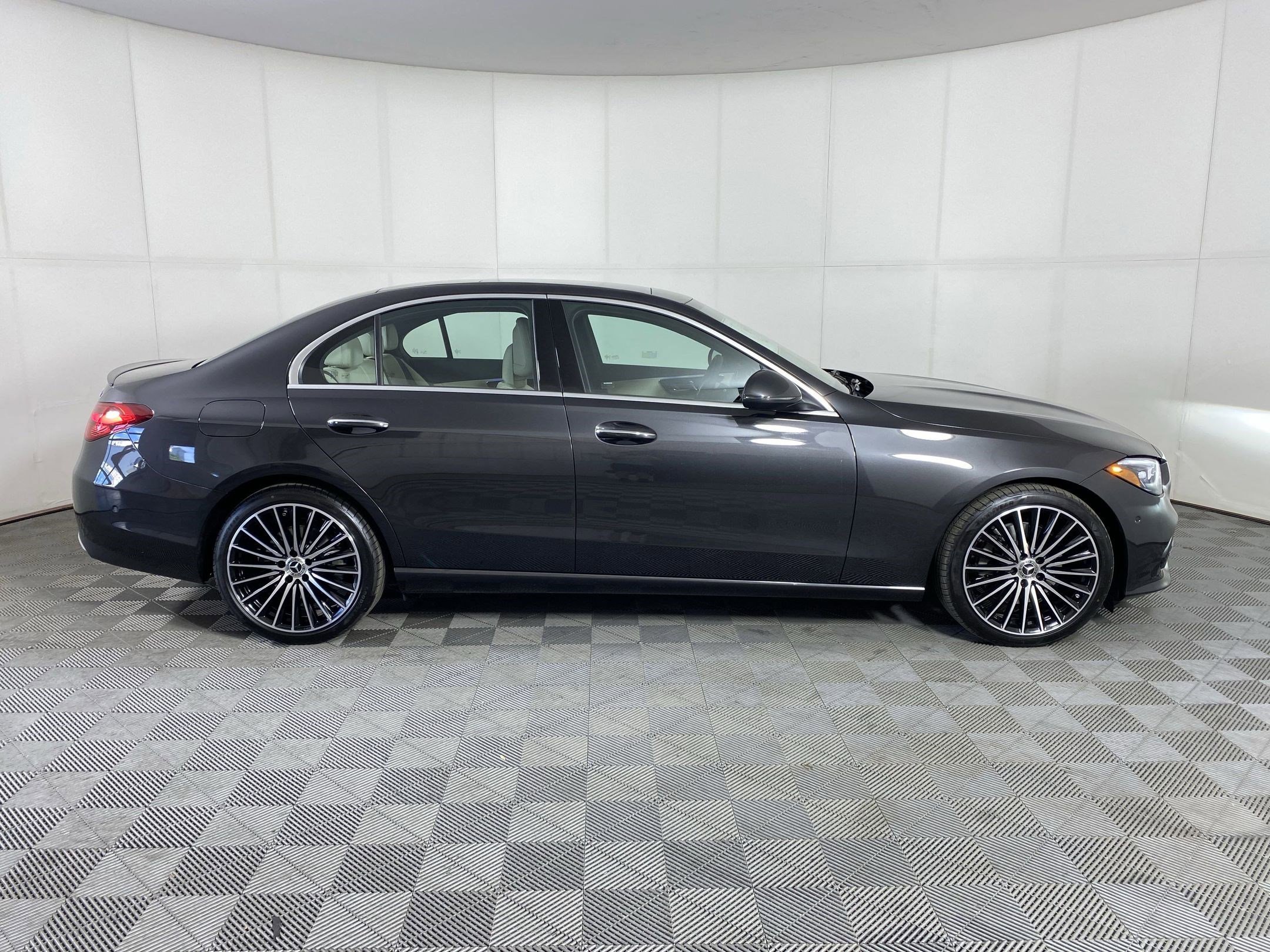 Used 2025 Mercedes-Benz C 300 C 300 image 7