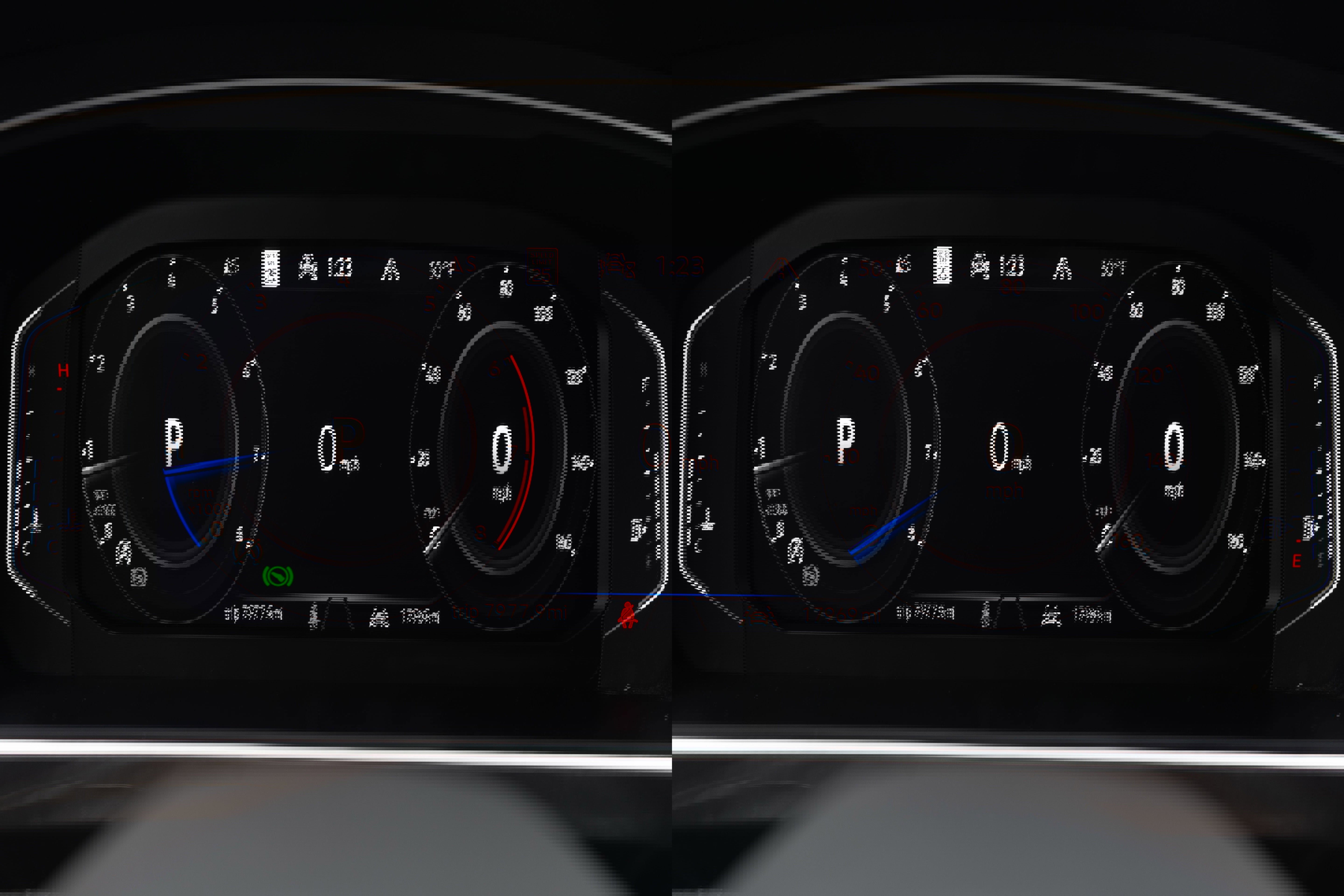 Certified 2024 Volkswagen Tiguan SEL R-Line image 17