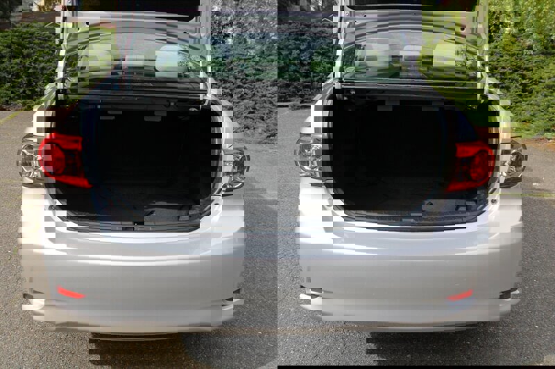 Used 2011 Toyota Corolla LE image 15