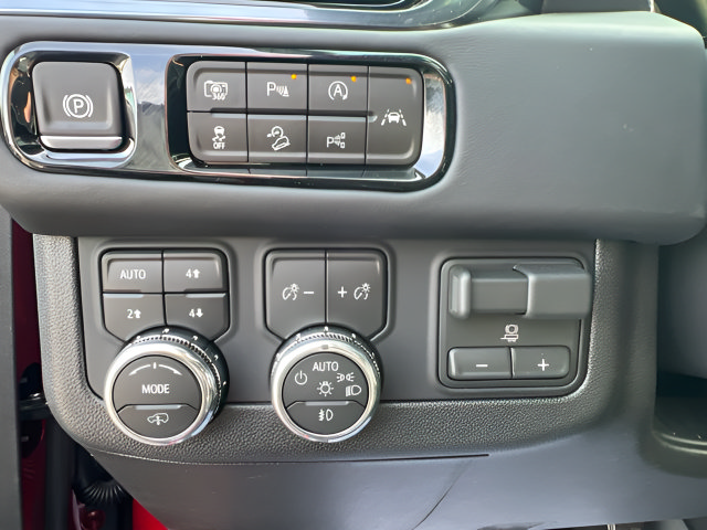 Used 2026 GMC Yukon XL AT4 Ultimate AWD/4WD image 17