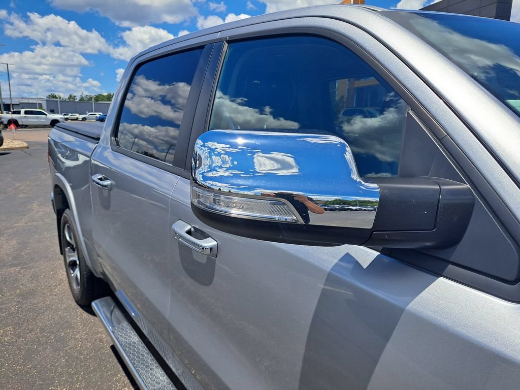 Used 2019 RAM 1500 Laramie AWD/4WD image 34