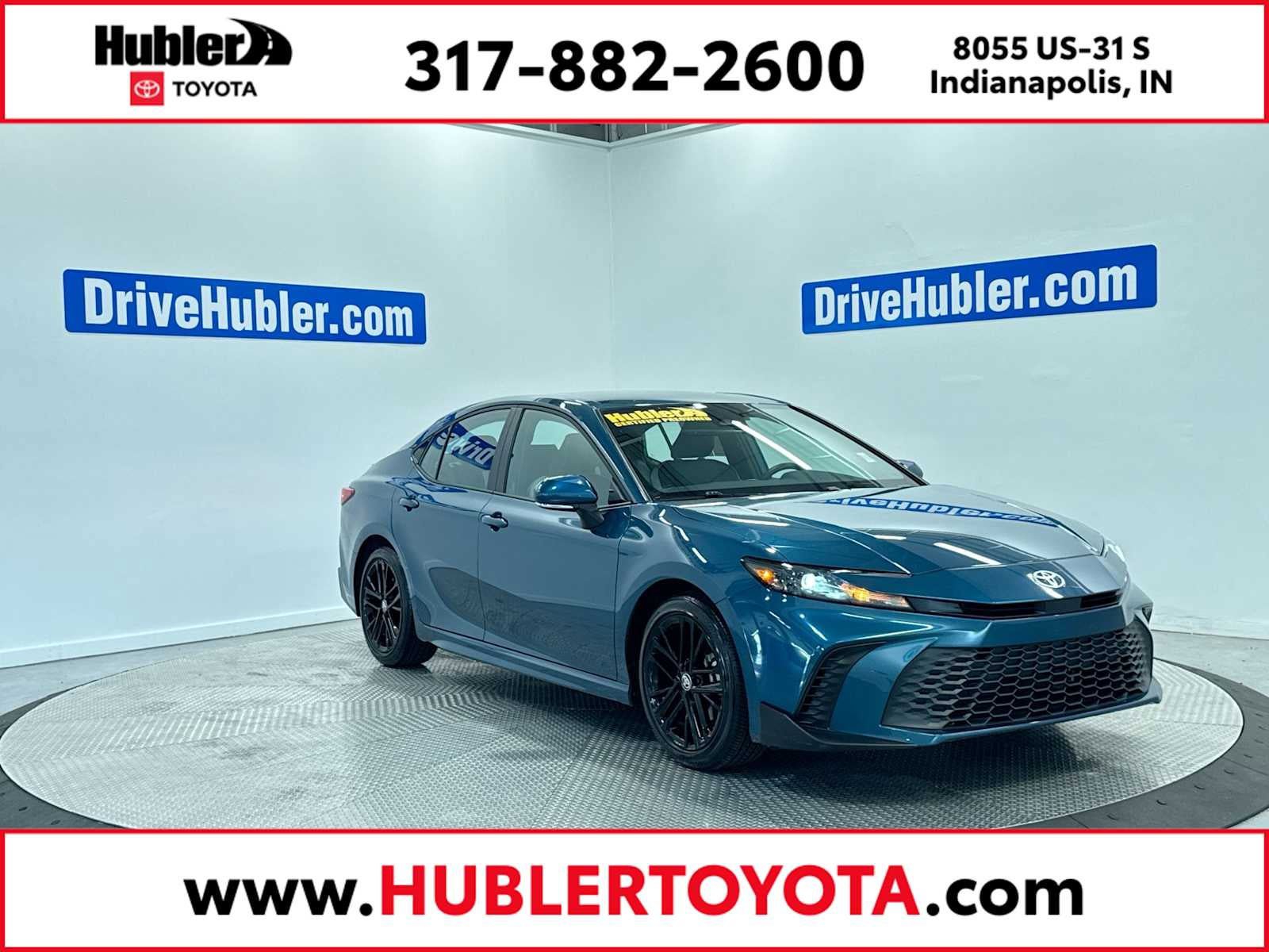 Used 2025 Toyota Camry SE w/ Convenience Package FWD image 1