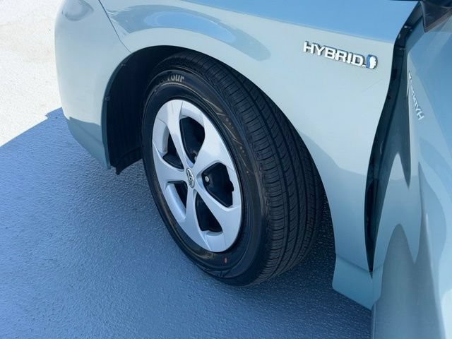 Used 2014 Toyota Prius Two FWD image 22