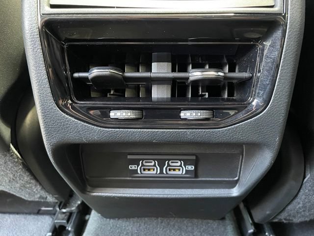 Used 2025 Jeep Grand Cherokee Laredo X AWD/4WD image 26