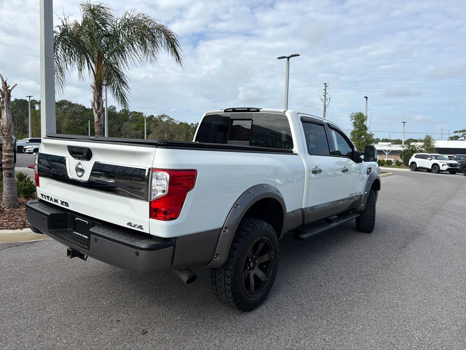 Used 2019 Nissan Titan Platinum Reserve w/ Platinum Utility Package AWD/4WD image 7