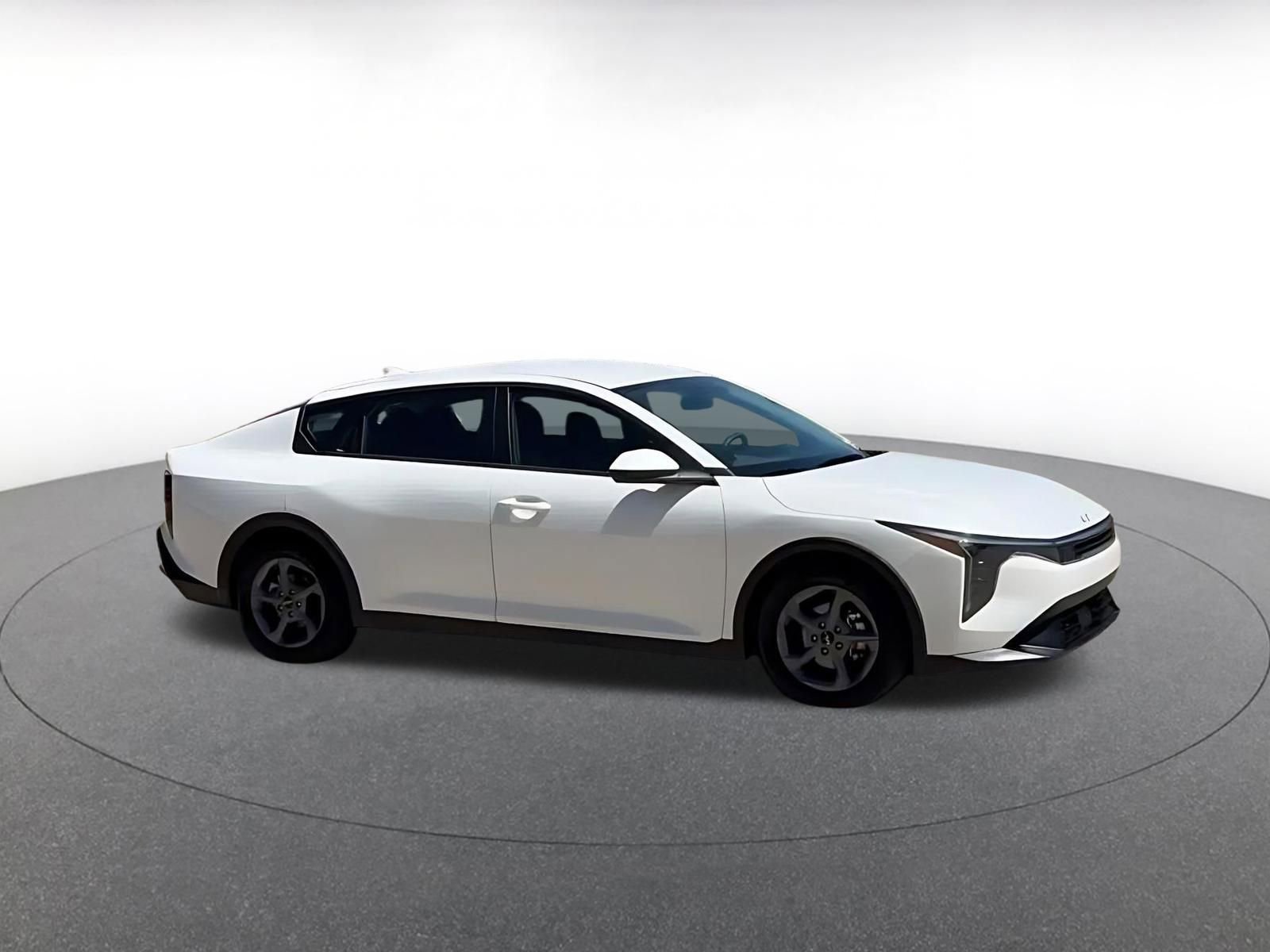 Used 2025 Kia K4 FWD video 2